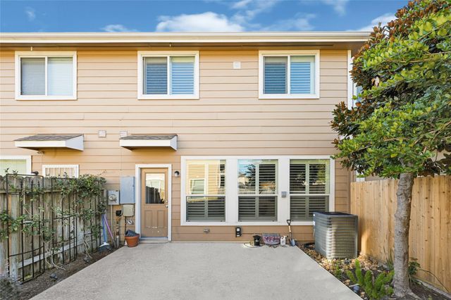 8322 Greys Lane, Houston, TX 77095