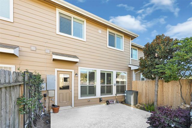 8322 Greys Lane, Houston, TX 77095