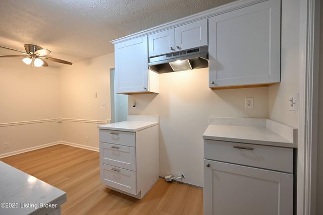 503 Forest Park Rd, Louisville, KY 40223