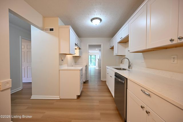 503 Forest Park Rd, Louisville, KY 40223