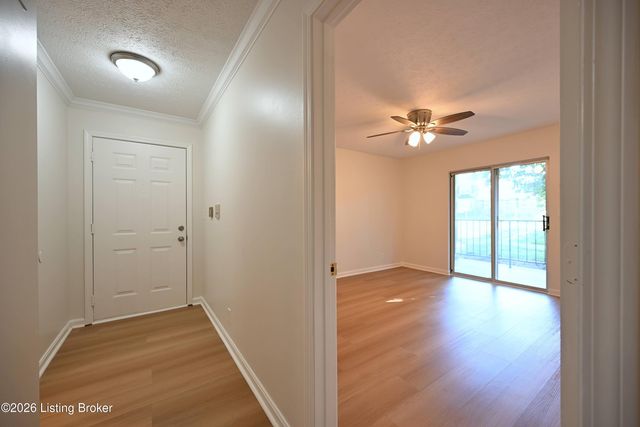 503 Forest Park Rd, Louisville, KY 40223