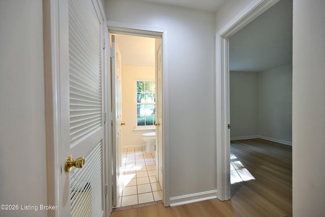 503 Forest Park Rd, Louisville, KY 40223