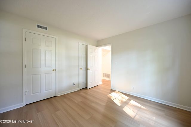 503 Forest Park Rd, Louisville, KY 40223