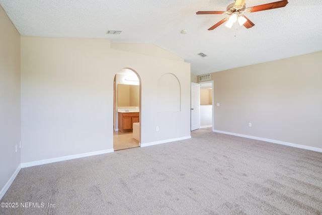 4303 WOODLEY CREEK Road, Jacksonville, FL 32218