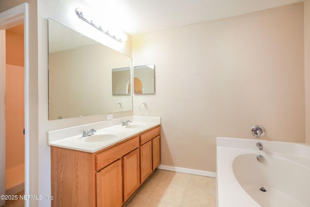 4303 WOODLEY CREEK Road, Jacksonville, FL 32218