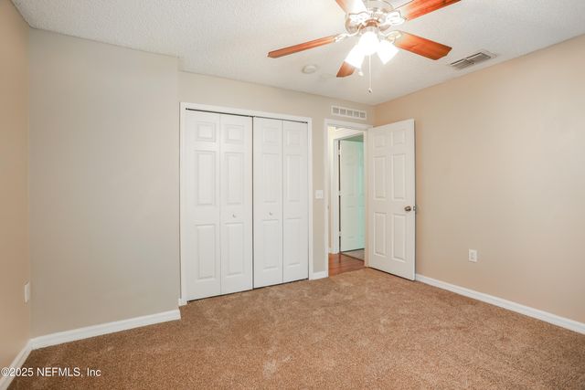 4303 WOODLEY CREEK Road, Jacksonville, FL 32218