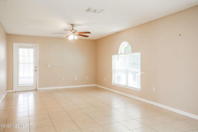 4303 WOODLEY CREEK Road, Jacksonville, FL 32218