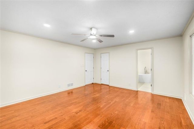 234 Shadow Lake Drive SW, Lilburn, GA 30047