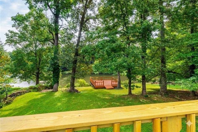 234 Shadow Lake Drive SW, Lilburn, GA 30047