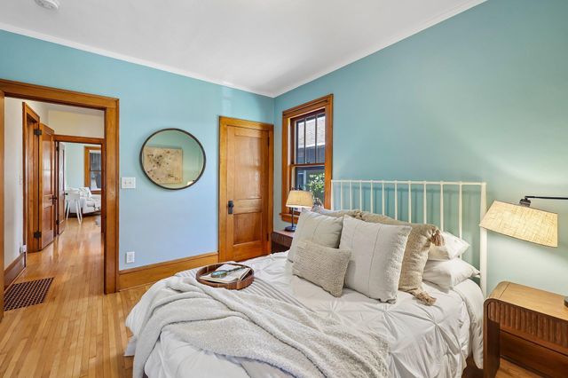 1162 James Avenue, Saint Paul, MN 55105