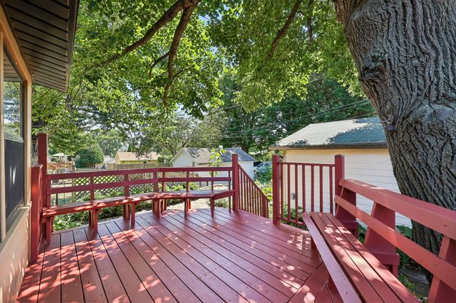 1162 James Avenue, Saint Paul, MN 55105