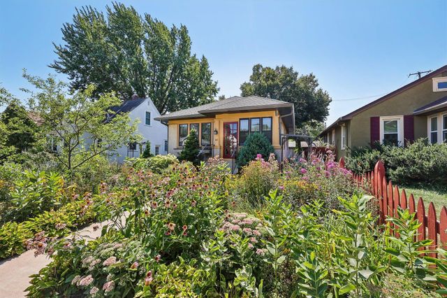 1162 James Avenue, Saint Paul, MN 55105