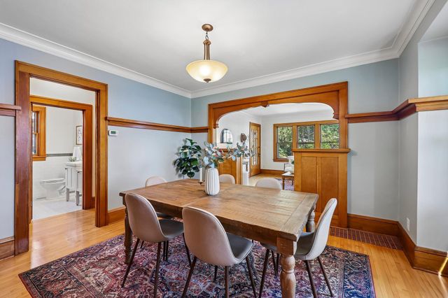1162 James Avenue, Saint Paul, MN 55105