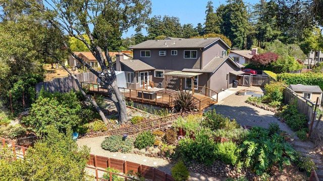 7101 Viewpoint Road, Aptos, CA 95003