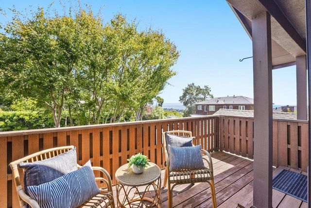 7101 Viewpoint Road, Aptos, CA 95003
