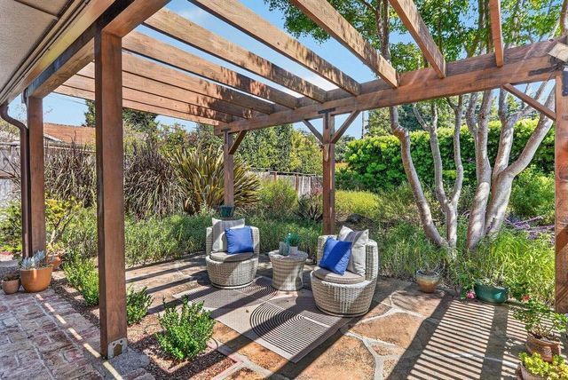 7101 Viewpoint Road, Aptos, CA 95003