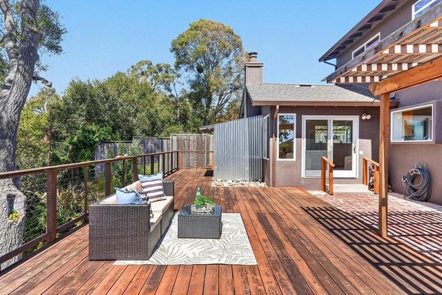 7101 Viewpoint Road, Aptos, CA 95003