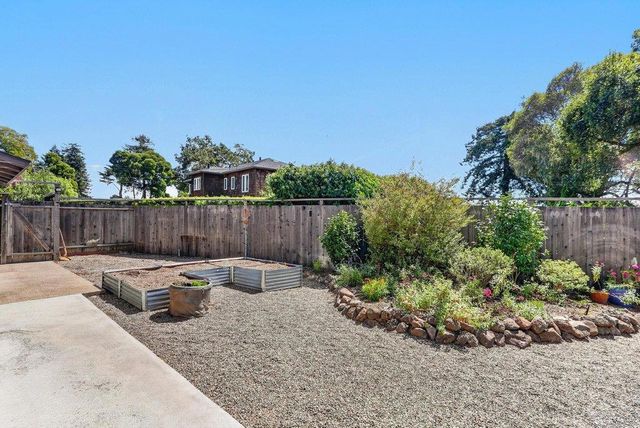 7101 Viewpoint Road, Aptos, CA 95003