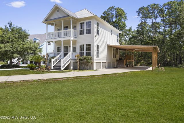 110 Elmwood Drive, Pass Christian, MS 39571