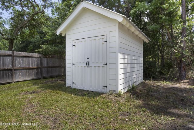 110 Elmwood Drive, Pass Christian, MS 39571