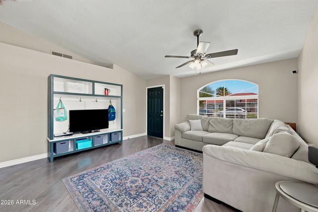 2871 E MORGAN Drive, Gilbert, AZ 85295