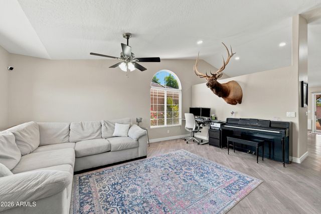 2871 E MORGAN Drive, Gilbert, AZ 85295