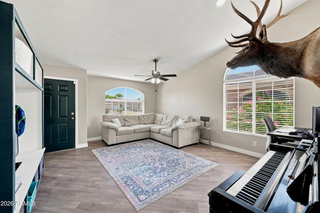 2871 E MORGAN Drive, Gilbert, AZ 85295