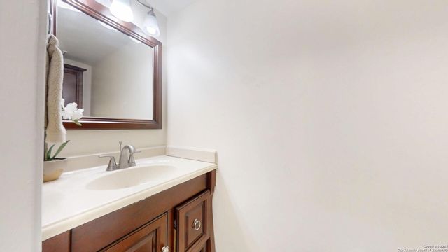 10718 Mustang Rdg., Converse, TX 78109