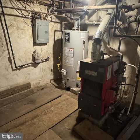 6208 RACE ST, Philadelphia, PA 19139