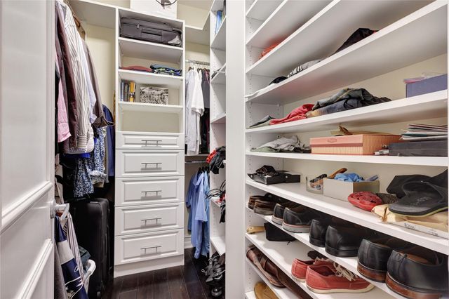 720 NE 17TH TE, Fort Lauderdale, FL 33304