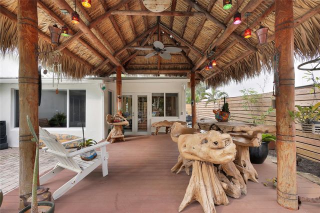 720 NE 17TH TE, Fort Lauderdale, FL 33304