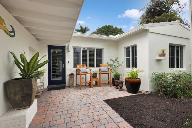 720 NE 17TH TE, Fort Lauderdale, FL 33304