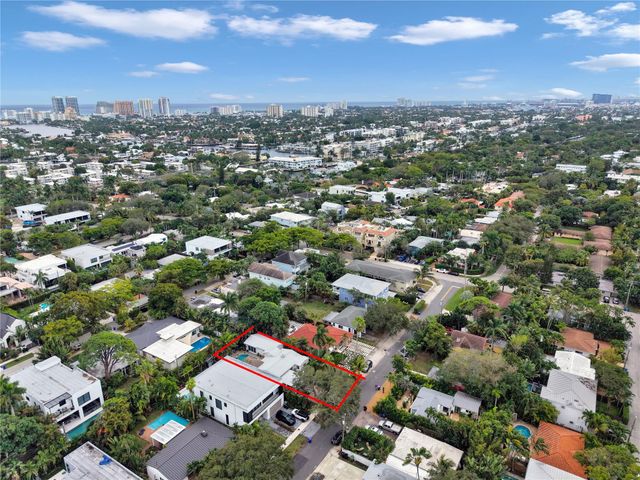 720 NE 17TH TE, Fort Lauderdale, FL 33304