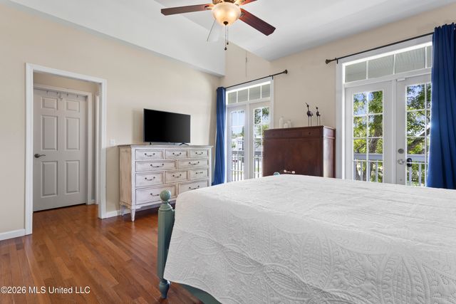 207 Saint Paul Avenue, Pass Christian, MS 39571