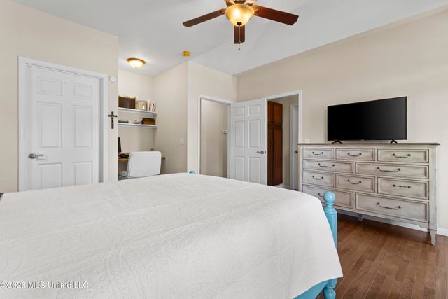 207 Saint Paul Avenue, Pass Christian, MS 39571