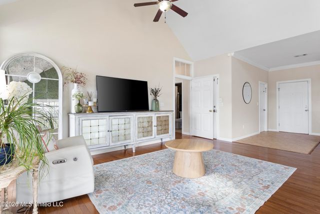 207 Saint Paul Avenue, Pass Christian, MS 39571