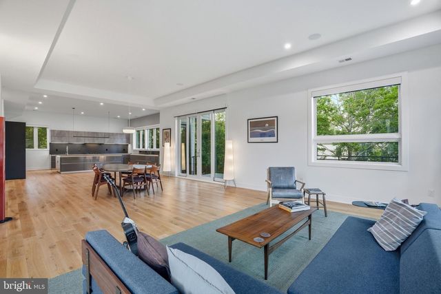1459 DEWBERRY CT, Mclean, VA 22101