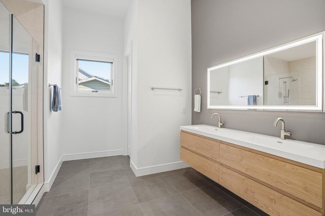 1459 DEWBERRY CT, Mclean, VA 22101