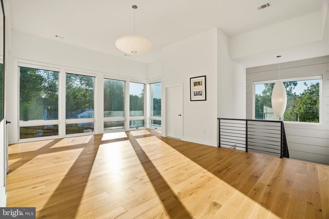 1459 DEWBERRY CT, Mclean, VA 22101
