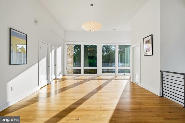1459 DEWBERRY CT, Mclean, VA 22101
