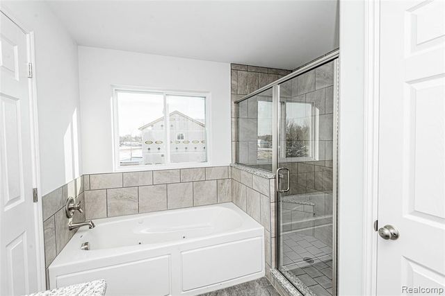 433 Hogarth, Waterford, MI 48328