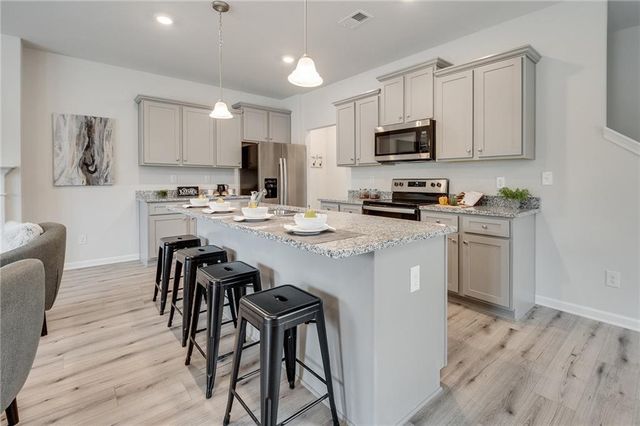 1717 Hillview Lane, Lithonia, GA 30058