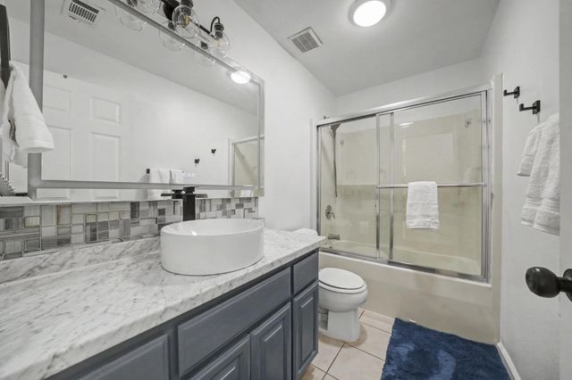 7761 S Jenny Lind Rd, Valley Springs, CA 95252