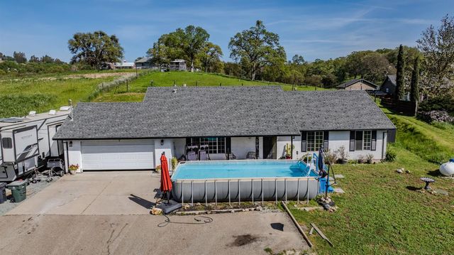 7761 S Jenny Lind Rd, Valley Springs, CA 95252