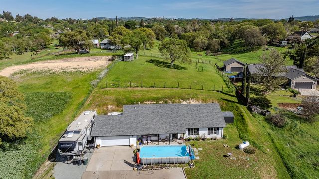 7761 S Jenny Lind Rd, Valley Springs, CA 95252