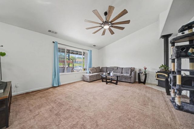 7761 S Jenny Lind Rd, Valley Springs, CA 95252