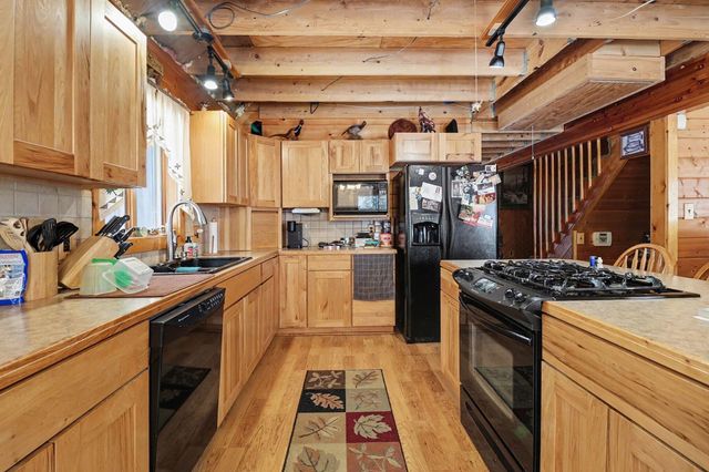 1051 W White Road, Grant Twp-mason Co, MI 49411