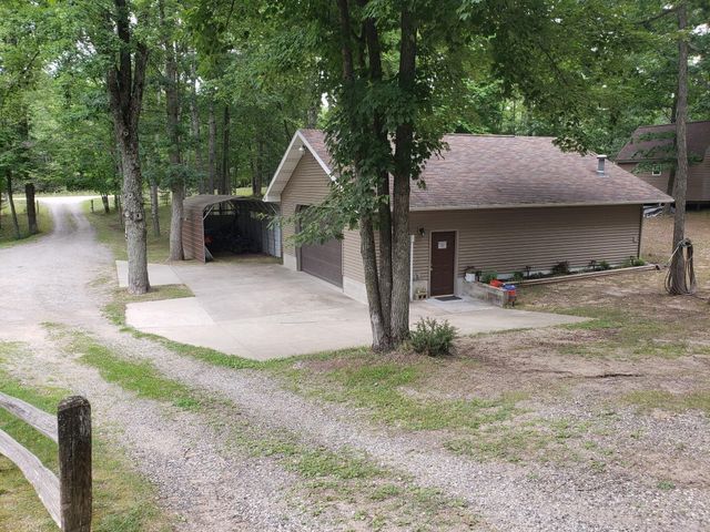1051 W White Road, Grant Twp-mason Co, MI 49411