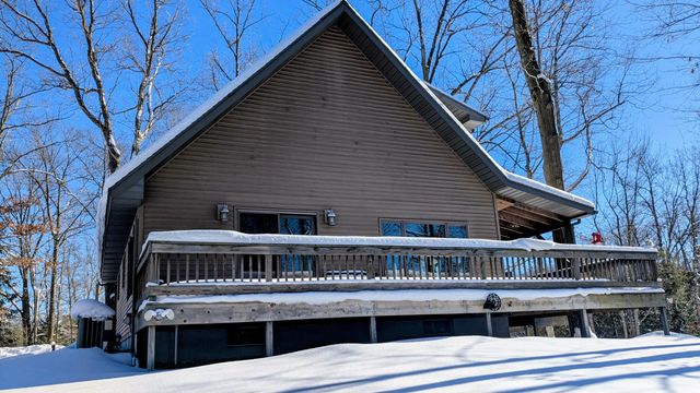 1051 W White Road, Grant Twp-mason Co, MI 49411
