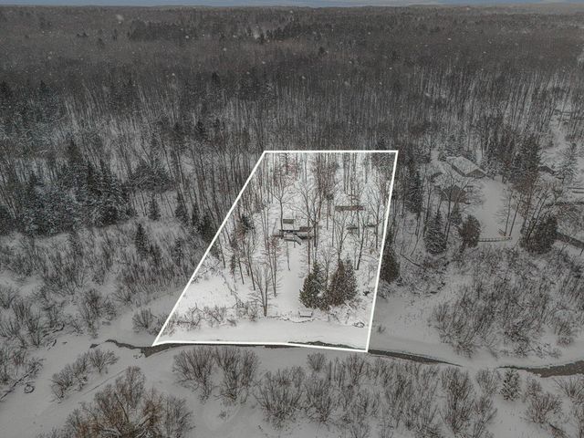 1051 W White Road, Grant Twp-mason Co, MI 49411